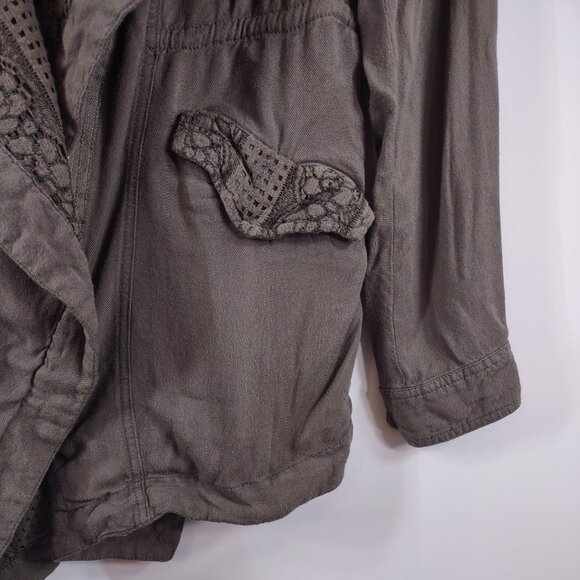 Thread & Supply Lightweight Utility Jacket with Detail Collar, Size Small - Picture 5 of 9